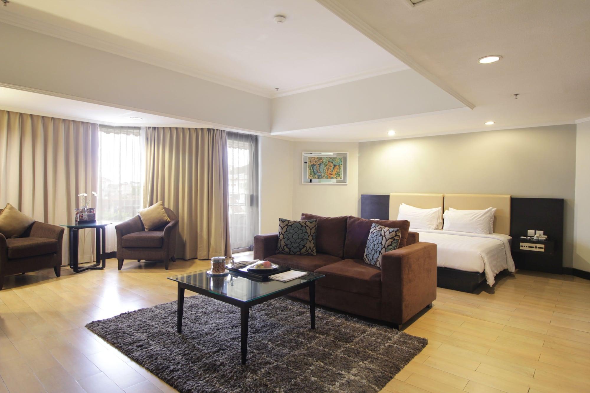 Hotel Santika Premiere Jogja Джокьякарта Экстерьер фото