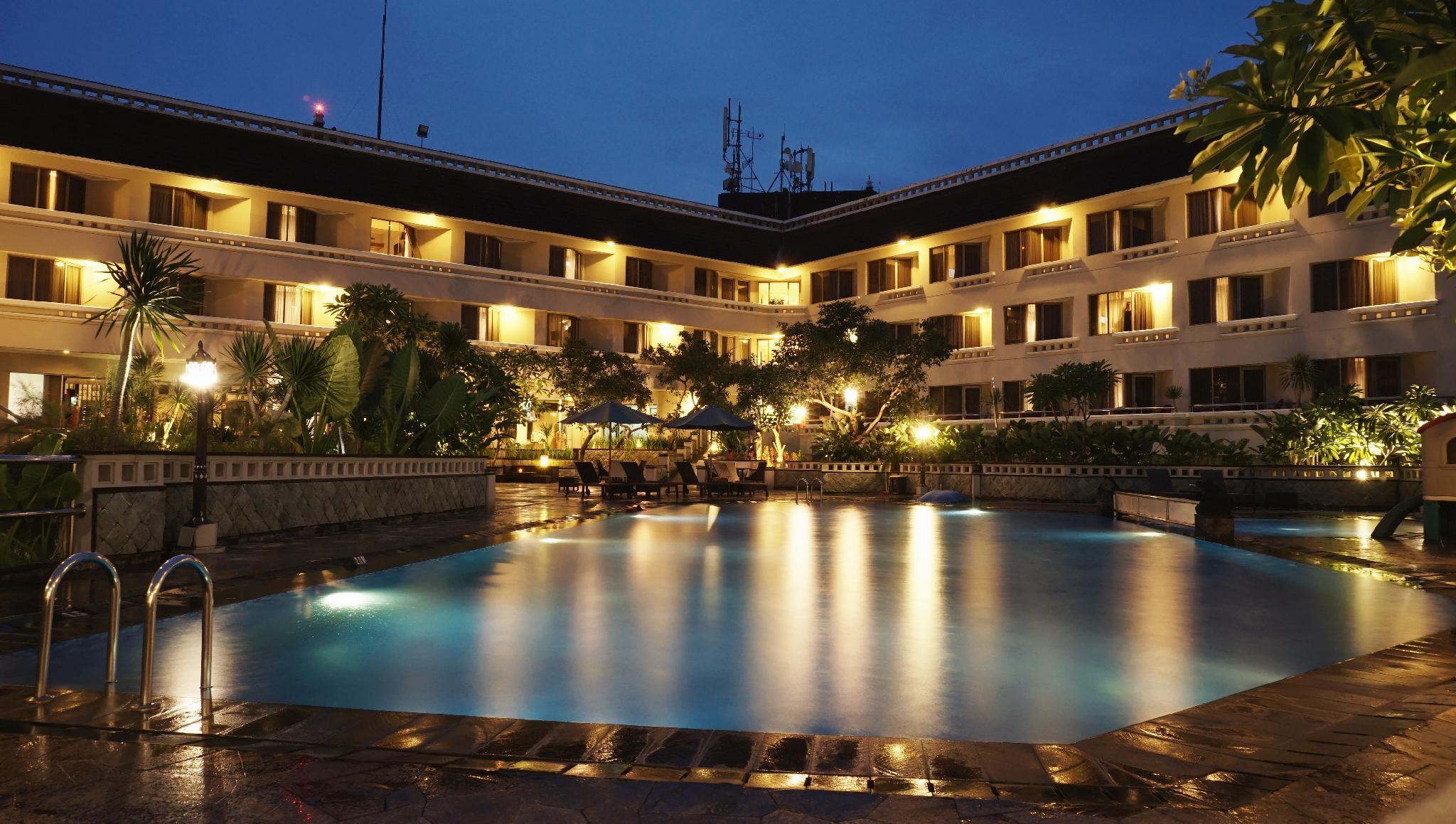 Hotel Santika Premiere Jogja Джокьякарта Экстерьер фото