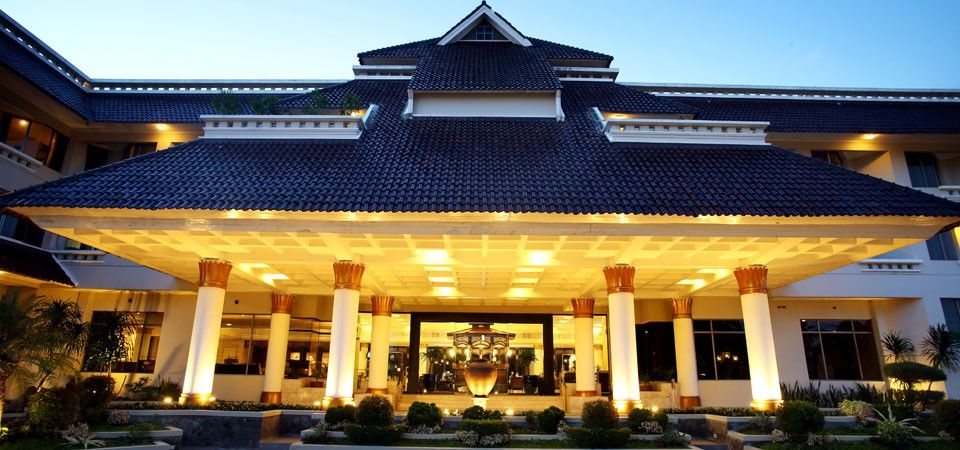 Hotel Santika Premiere Jogja Джокьякарта Экстерьер фото