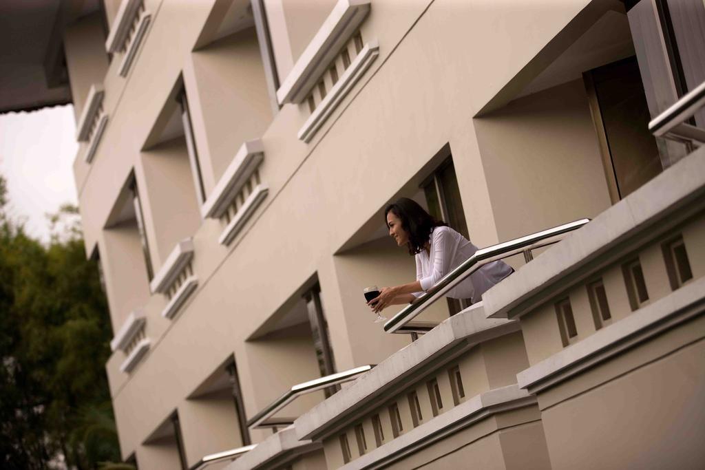 Hotel Santika Premiere Jogja Джокьякарта Экстерьер фото